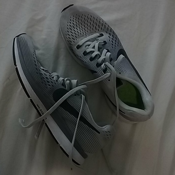 Shoes - Picture 3 of 3